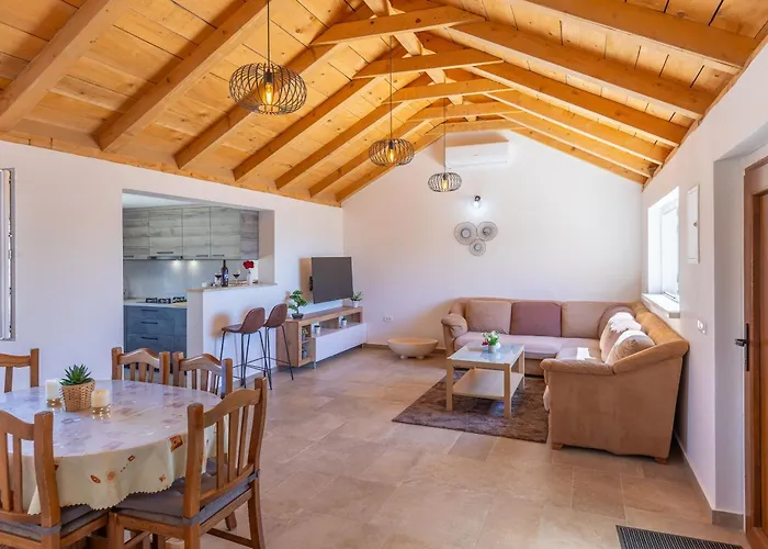 Fortica Vakantiehuis Ražanac