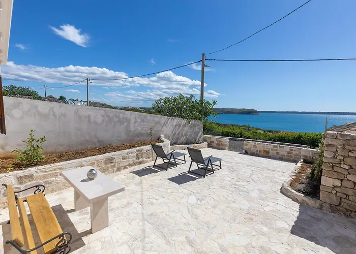 Semesterbostad Fortica *